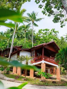 Zahrada ubytování samui wooden hill resort