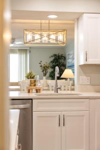 Kuchyň nebo kuchyňský kout v ubytování Ocean Walk 506