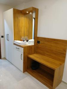 Η κουζίνα ή μικρή κουζίνα στο The Awadh Luxe