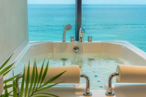 Příroda nedaleko hotelu + 62 fotografií