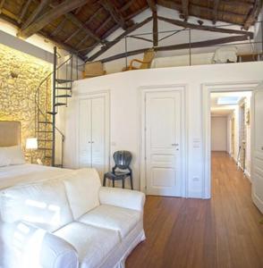 A seating area at Arcipelago 41