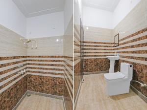 Ένα μπάνιο στο Hotel O Moon Light Guest House