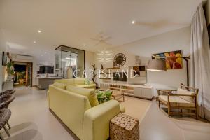 O zonă de relaxare la Penthouse 3 chambres Vue Lagon imprenable