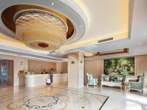 Χώρος καθιστικού στο Vienna Hotel Taicang Shanghai East Road Landu Branch