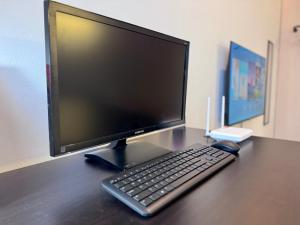 Μια τηλεόραση ή/και κέντρο ψυχαγωγίας στο NEW Bangsar Trade Centre KL Mid Valley LRT Bangsar