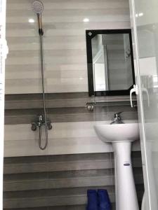 Ένα μπάνιο στο Ngoc Linh Hostel and Travel +46 φωτογραφίες