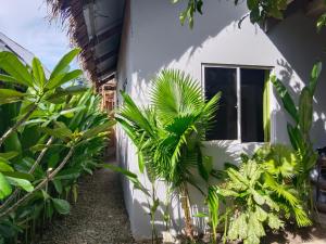 En have udenfor Maligaya Maison