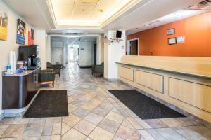 Vstupní hala nebo recepce v ubytování Econo Lodge Hot Springs South