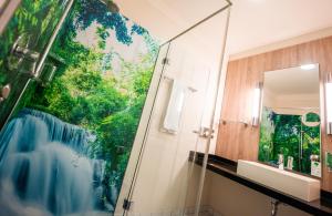 Ένα μπάνιο στο Livenwork Hotel & CoWorking GVZ Ingolstadt