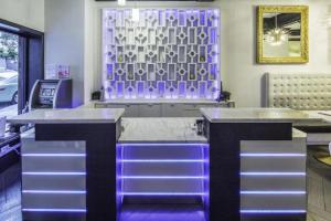 Кухня или мини-кухня в Adante Hotel, a C-Two Hotel
