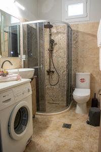 Un baño de XANTHI COUNTRY LAND apartment