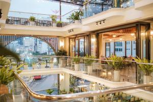 Balkón nebo terasa v ubytování Roza Luxury Cat Ba - Cave hotel, Swimming Pool & Rooftop