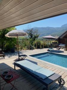 Φωτογραφία από το άλμπουμ του les iles σε La Celle-sous-Gouzon