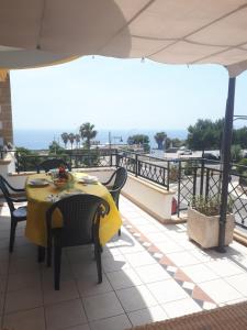 En balkon eller terrasse på Frente Mar - Castro