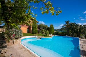 Πισίνα στο ή κοντά στο Villa Ariete