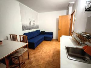 Χώρος καθιστικού στο Cozy Nook Stays, Zreče +16 φωτογραφίες