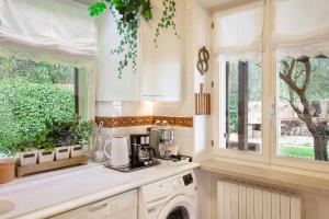 Φωτογραφία από το άλμπουμ του Villa Il Rifugio degli Oleandri - Vista mozzafiato σε Cavaion Veronese +42 φωτογραφίες