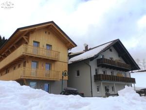 Το κτήριο όπου στεγάζεται  το διαμέρισμα