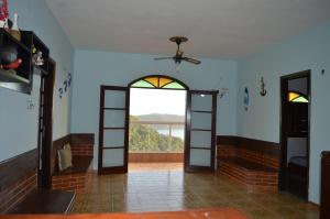 TV a/nebo společenská místnost v ubytování Casa de Junqueira Mangaratiba