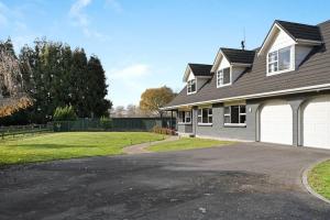 Το κτήριο όπου στεγάζεται  η βίλα