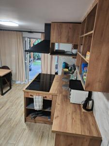 Η κουζίνα ή μικρή κουζίνα στο Pokoje do wynajęcia- tanie noclegi, blisko TARGI KIELCE, Jaworznia 160