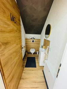 Koupelna v ubytování Szekely Apartman