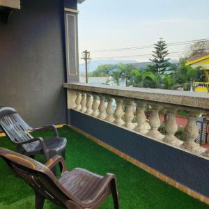 Μπαλκόνι ή βεράντα στο Twilight Stays ll3BHK Villa ll Swimming Pool ll AC ll BBQ