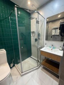 Ένα μπάνιο στο Апарт-отель Nine Rooms