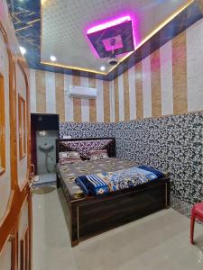 Φωτογραφία από το άλμπουμ του Pawansut Dham σε Naimishāranya