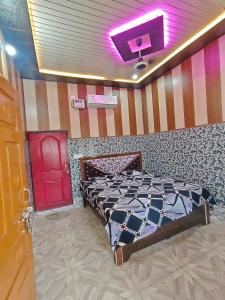 Φωτογραφία από το άλμπουμ του Pawansut Dham σε Naimishāranya