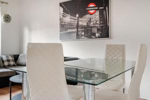 Billede fra billedgalleriet på 3 beds 2 bedroom apartment Glasgow city i Glasgow