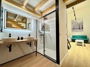 Ένα μπάνιο στο Premium Plaza San Cristóbal - Gran Vía Centro +116 φωτογραφίες