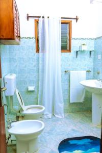 Ένα μπάνιο στο Precious Furaha Homes