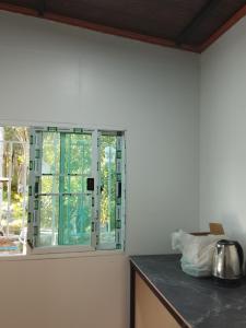 Kuchyň nebo kuchyňský kout v ubytování Abu Sea Man House + 138 fotografií