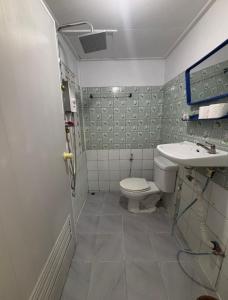 Ένα μπάνιο στο Alanta aonang resort