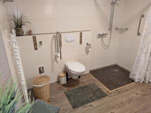 Ένα μπάνιο στο Hiskas Hoff +31 φωτογραφίες