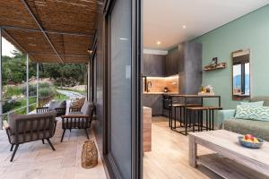 Posezení v ubytování Blue Garden Samos Apartments