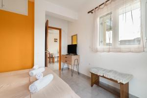 Et tv og/eller underholdning på Anna's Apartment 4 Sea View Stay 3p