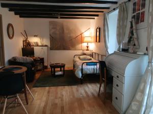 Χώρος καθιστικού στο Studio indépendant T1, entre Nantes et Rennes