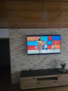 TV a/nebo společenská místnost v ubytování 1,5 Zimmer Wohnung