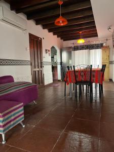 Posezení v ubytování Residencia Salomon + 16 fotografií