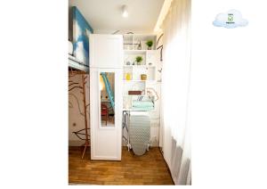 Η κουζίνα ή μικρή κουζίνα στο La chambre COCTEAU