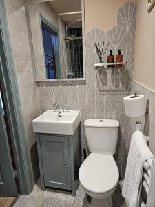 Ένα μπάνιο στο The Bluebell