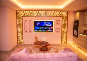 Μια τηλεόραση ή/και κέντρο ψυχαγωγίας στο Optimal Apartments Huddersfield