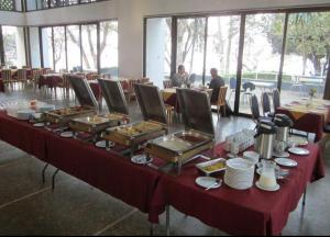 Φαγητό σε αυτό το ξενοδοχείο ή κάπου εκεί κοντά +19 φωτογραφίες