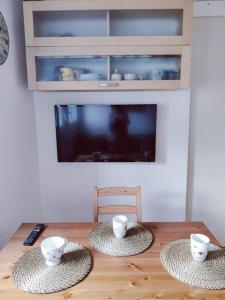 Μια τηλεόραση ή/και κέντρο ψυχαγωγίας στο Panoramic Suite