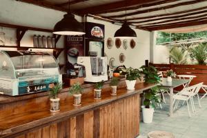 Příslušenství pro přípravu čaje a kávy v ubytování Twilight Homestay