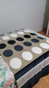 Ένα ή περισσότερα κρεβάτια σε δωμάτιο στο Amoblado primer piso estacionamiento