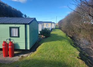 Το κτήριο όπου στεγάζεται  η παραθεριστική κατοικία