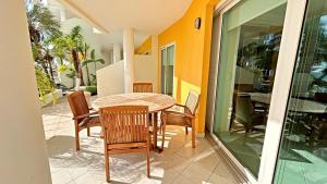 Balkón nebo terasa v ubytování Condo Vela Vista 1004 by Kivoya